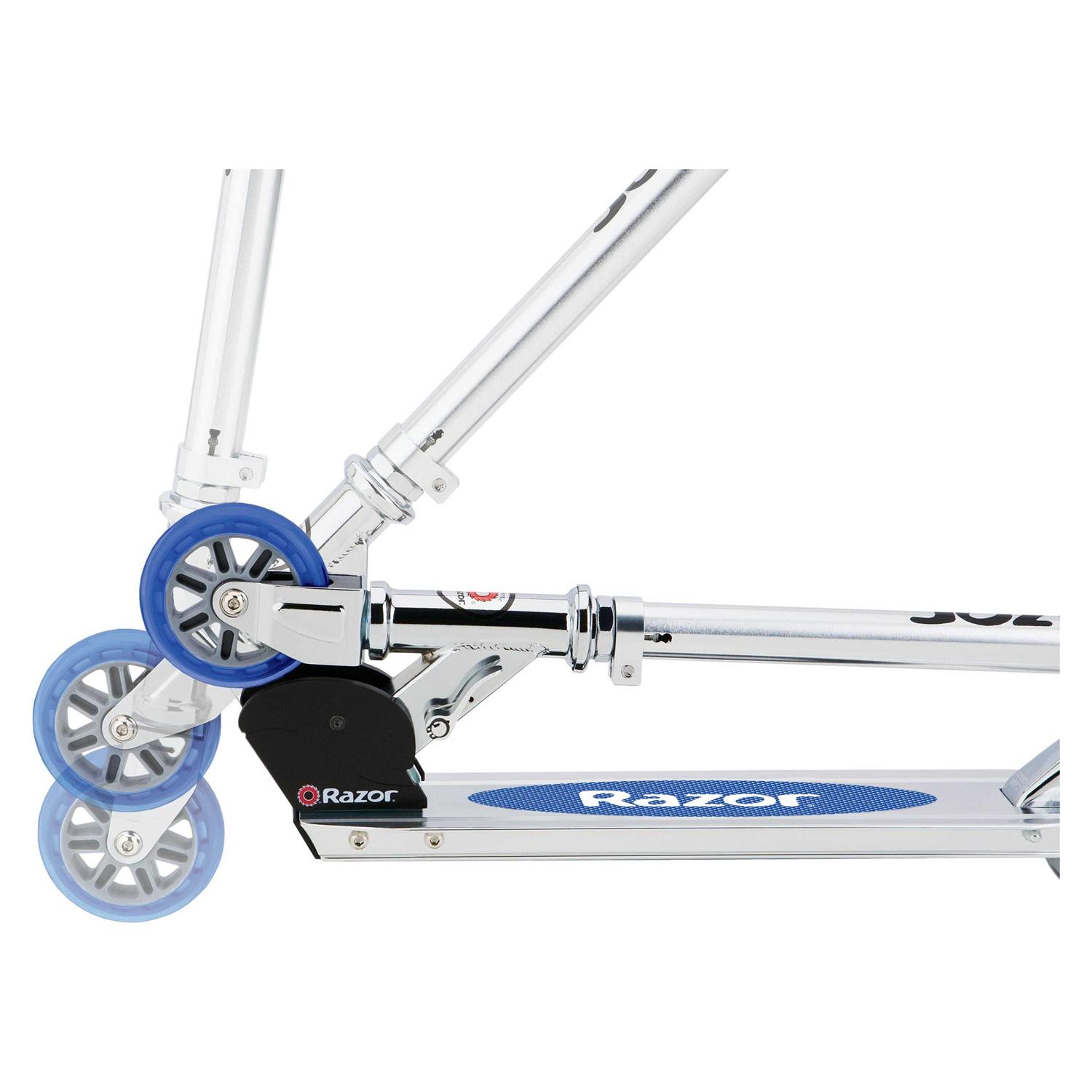 Razor Spark Kick Scooter - Image 3