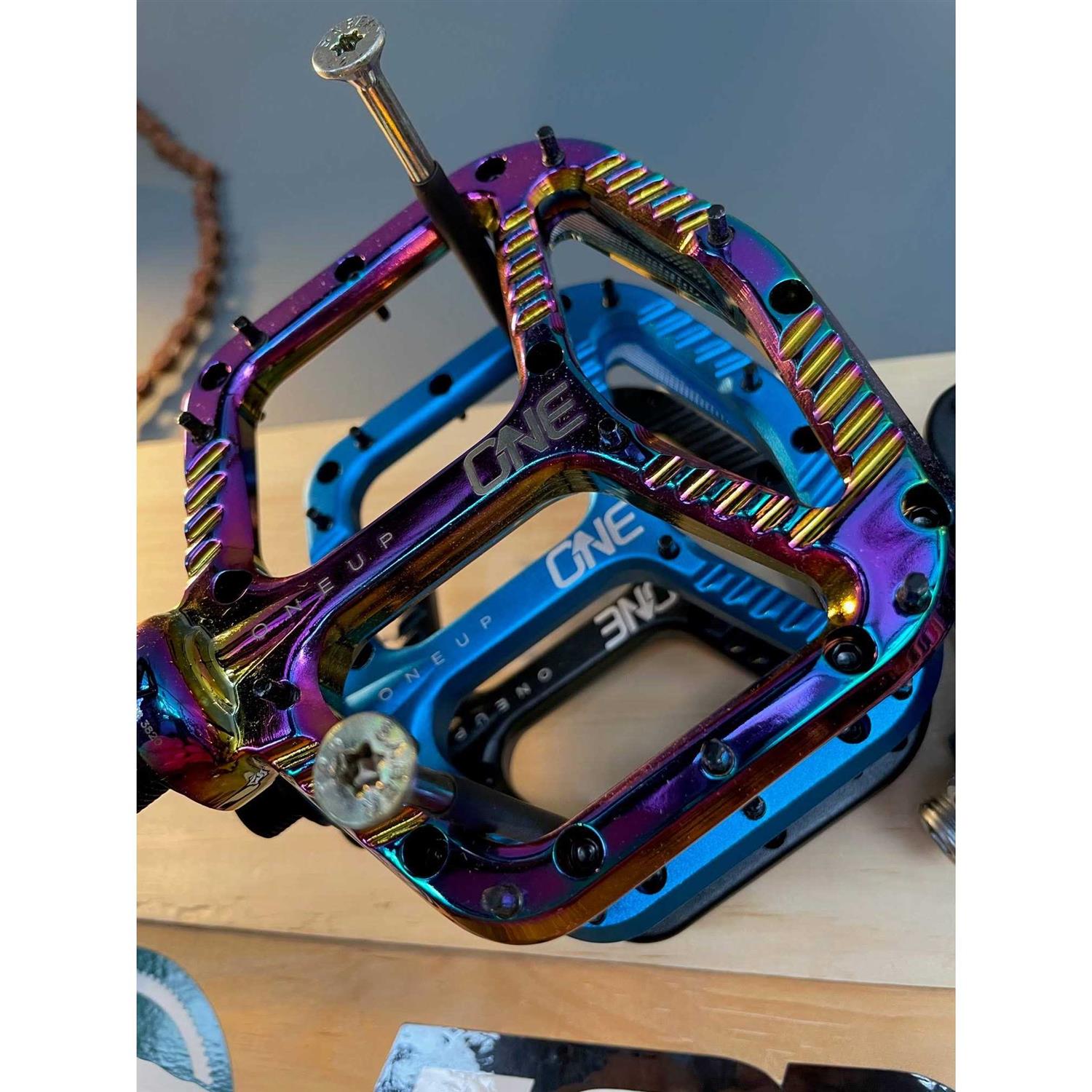 OneUp Components Aluminum Pedals - Image 3