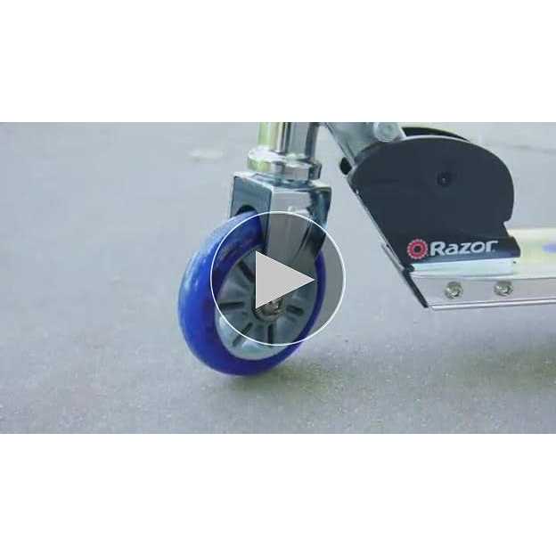 Razor Kick Scooter - Image 4