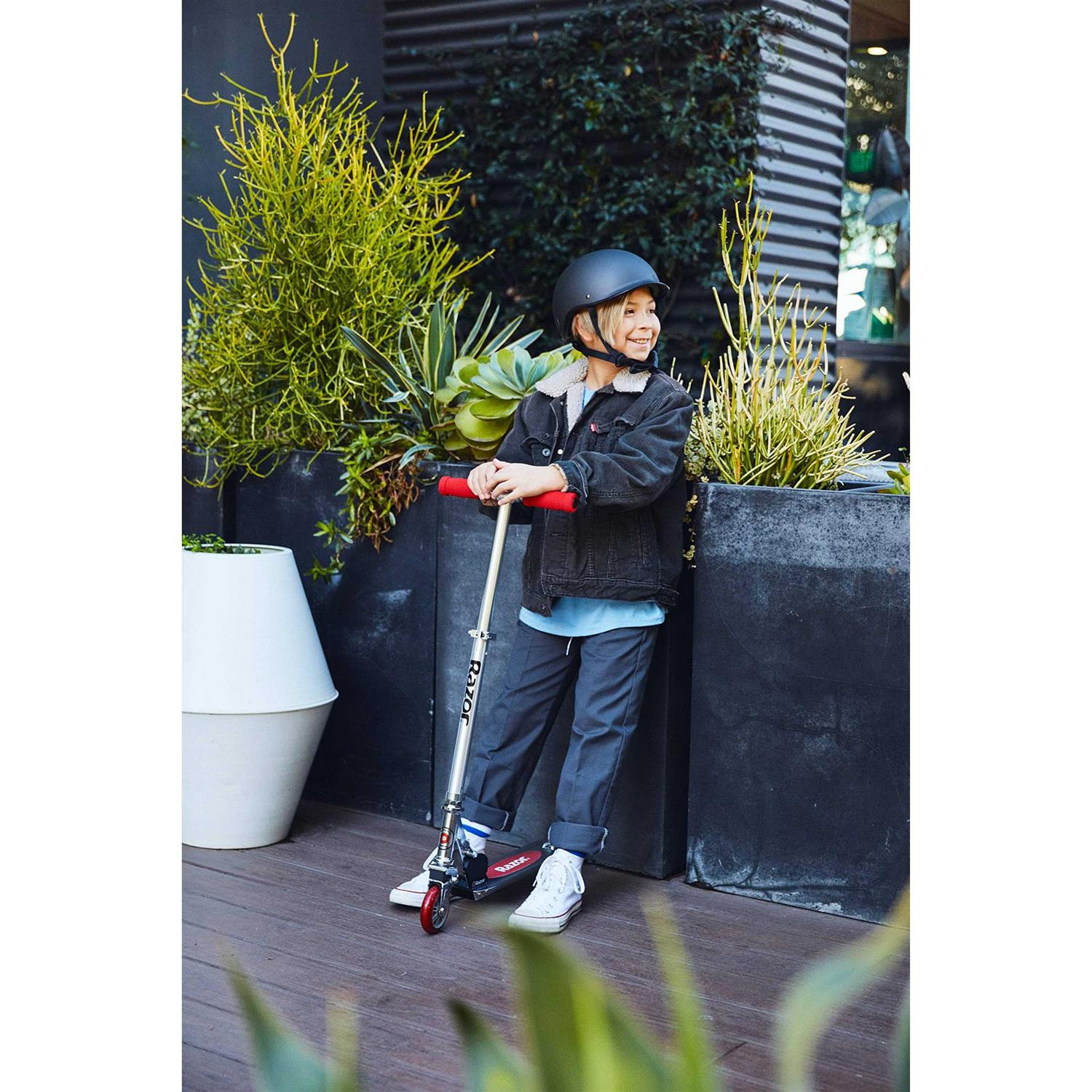 Razor Kick Scooter - Image 2