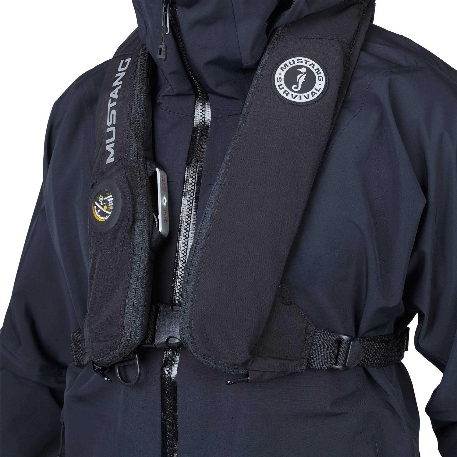 Mustang Elite 28 Inflatable PFD - Image 5