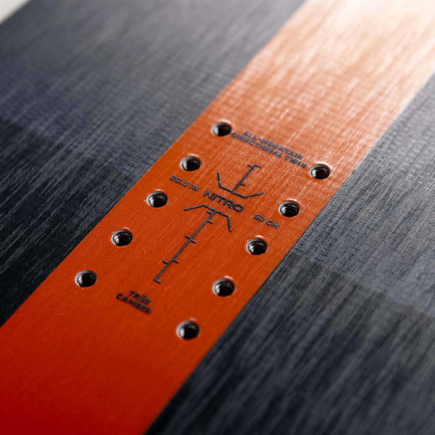 Nitro Team Snowboard - Image 3