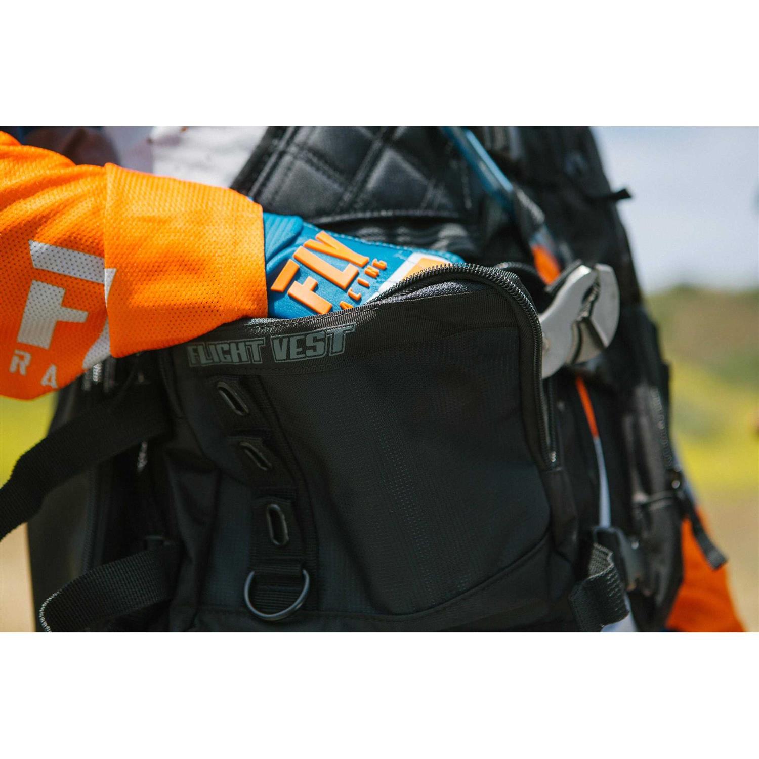Ogio Flight Vest - Image 5