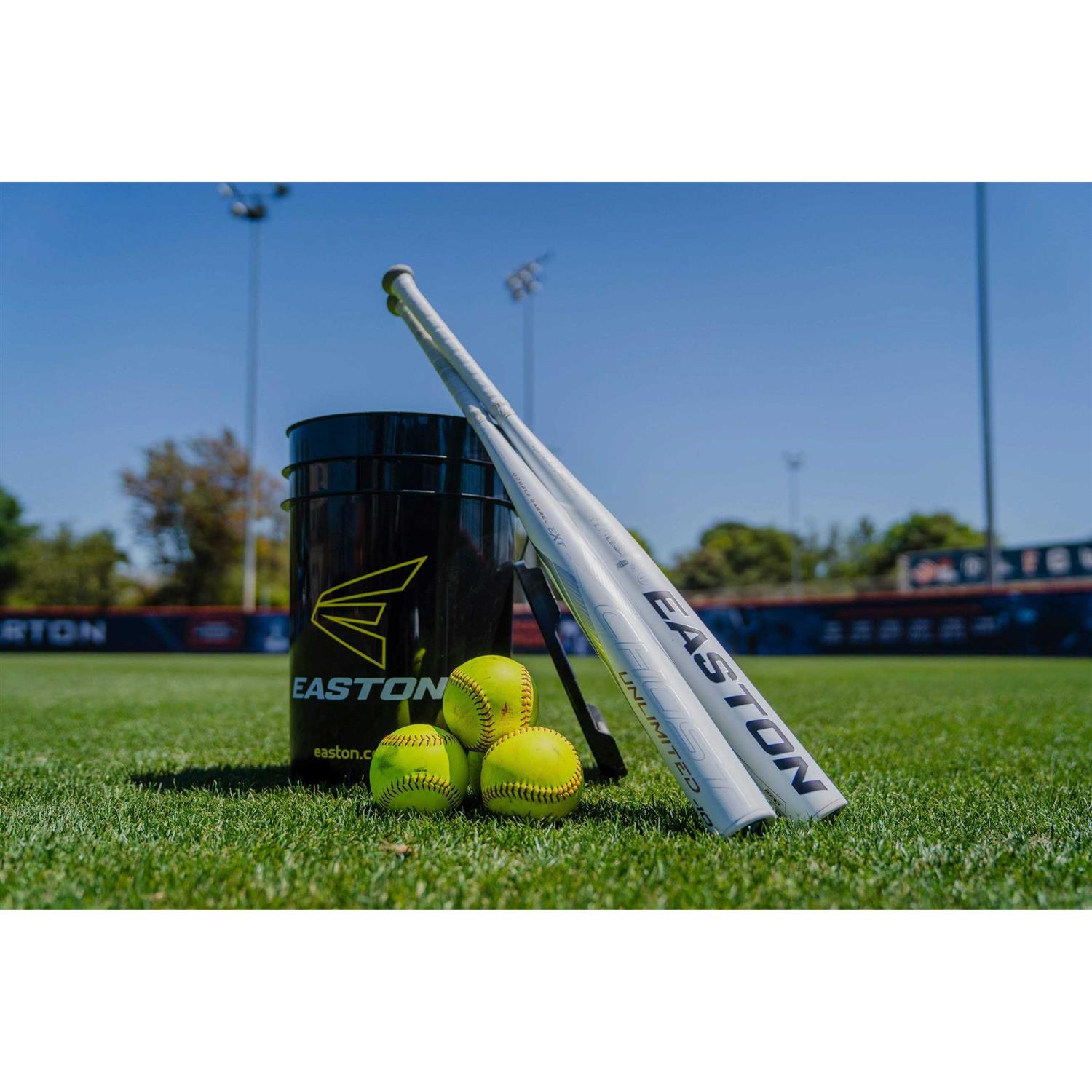 2023 Easton Ghost Unlimited -10 Fastpitch Softball Bat - Image 4