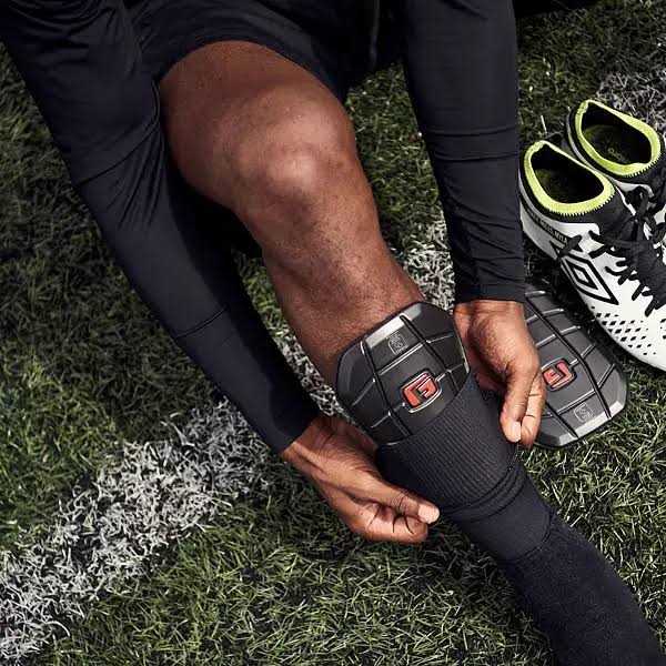 G-Form Pro-S Blade CE Football Shin Guard - Image 3