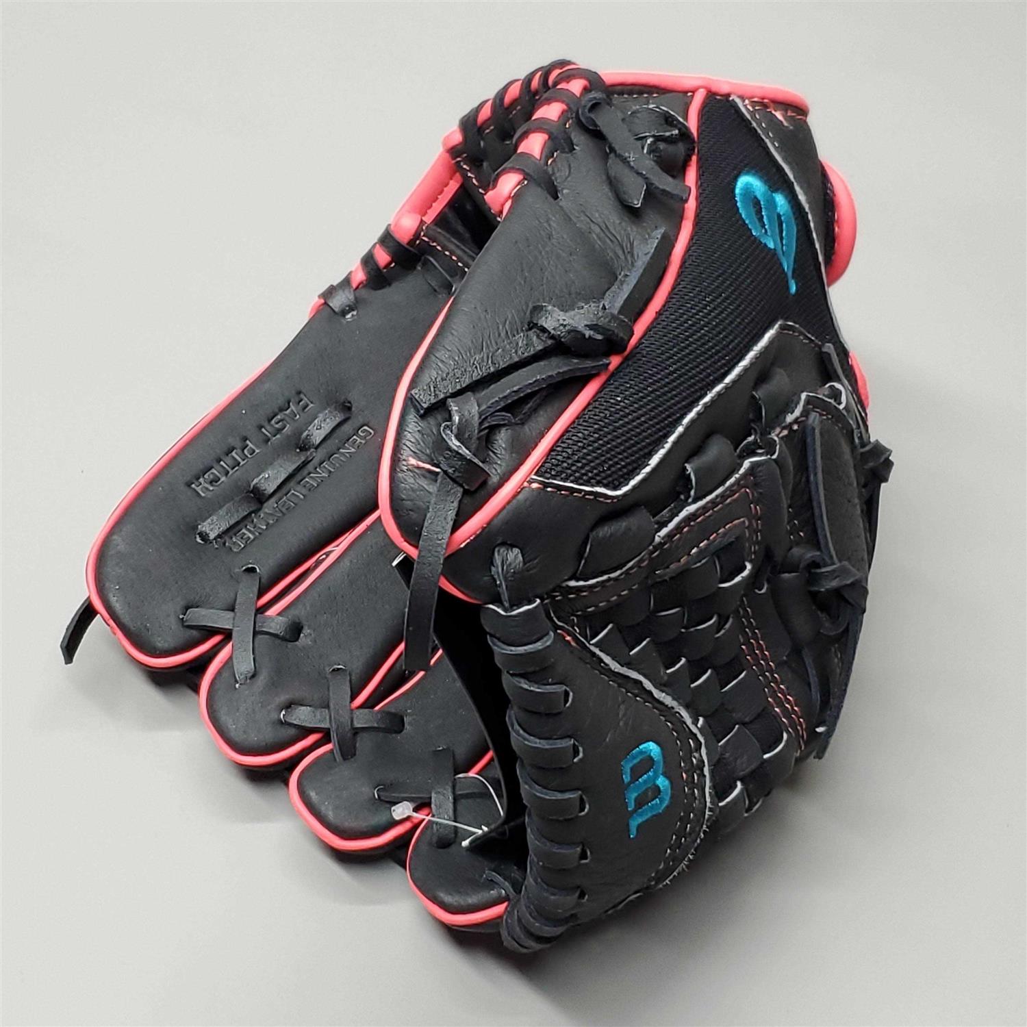 Wilson Flash Fastpitch Glove - Image 3