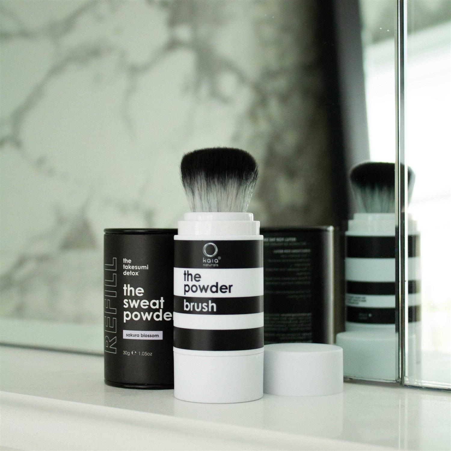 kaia naturals The Takesumi Detox The Sweat Powder Brush + Refill Set - Image 3