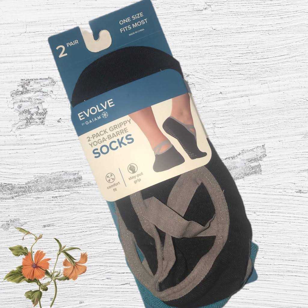 Gaiam Grippy Yoga Barre Socks - Image 3